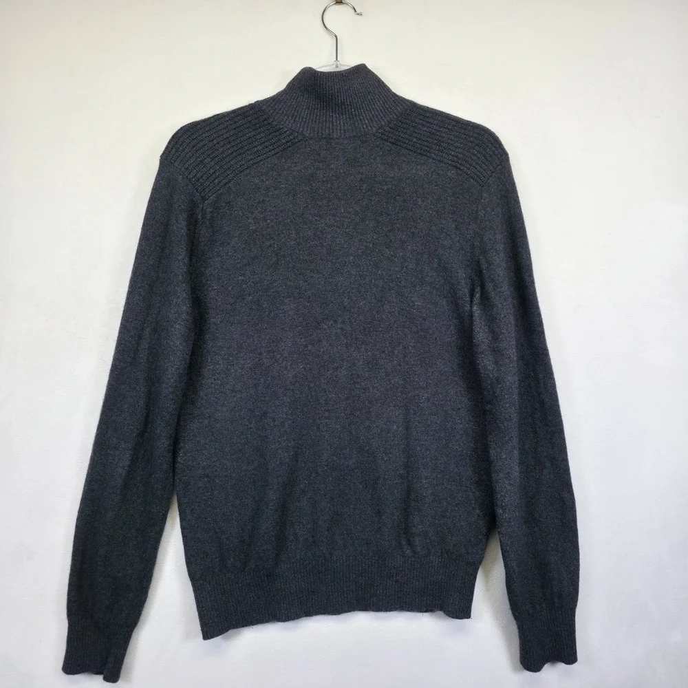 Banana Republic Sweater Mens M Gray Italian Yarn Merino‎ Wool Classic Minimalist